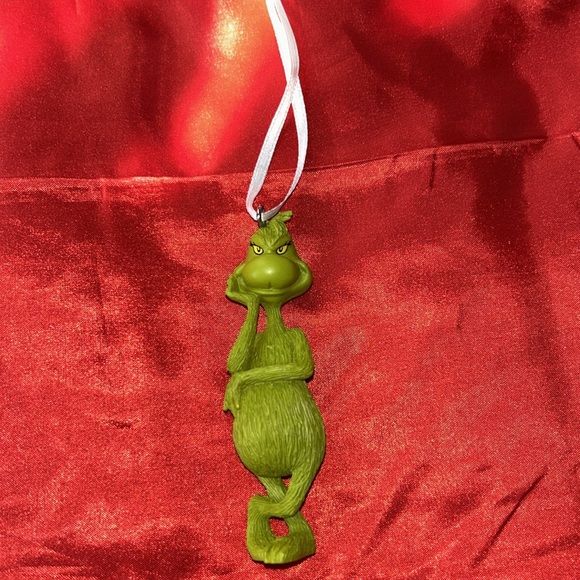 Hallmark Dr Seuss The Grinch Christmas Tree Ornament - Picture 4 of 4
